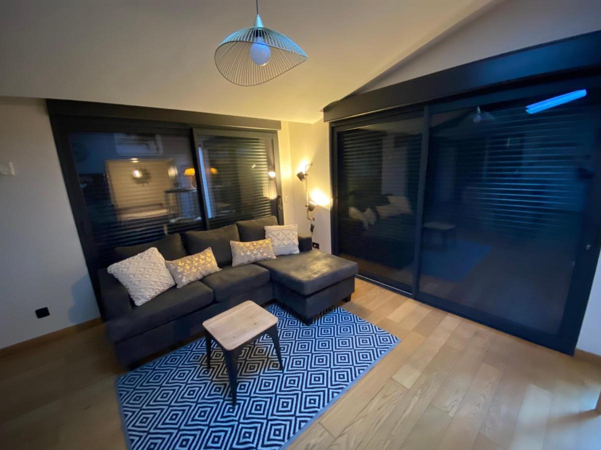 Au Coeur De La Pinede De 1 A 4 Personnes Villa Langlade Bagian luar foto