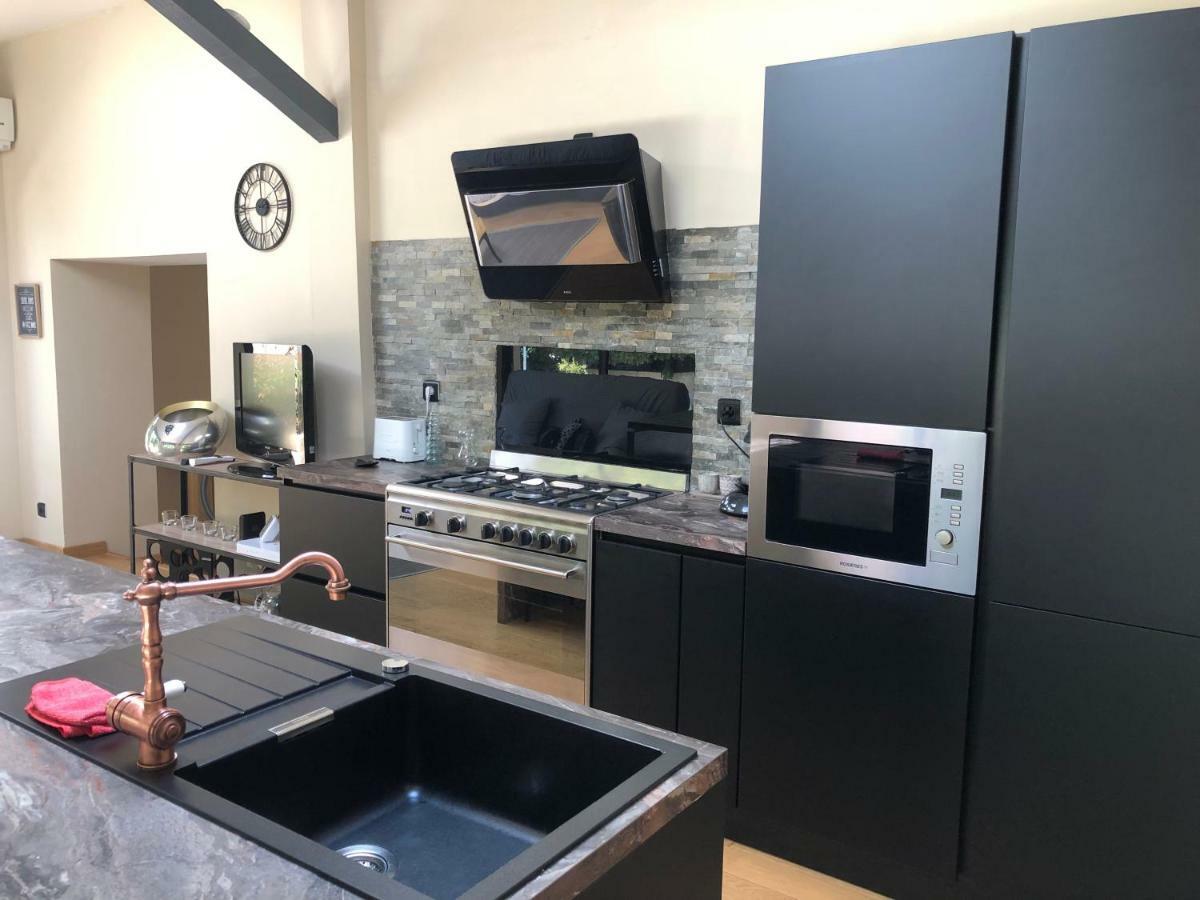 Au Coeur De La Pinede De 1 A 4 Personnes Villa Langlade Bagian luar foto